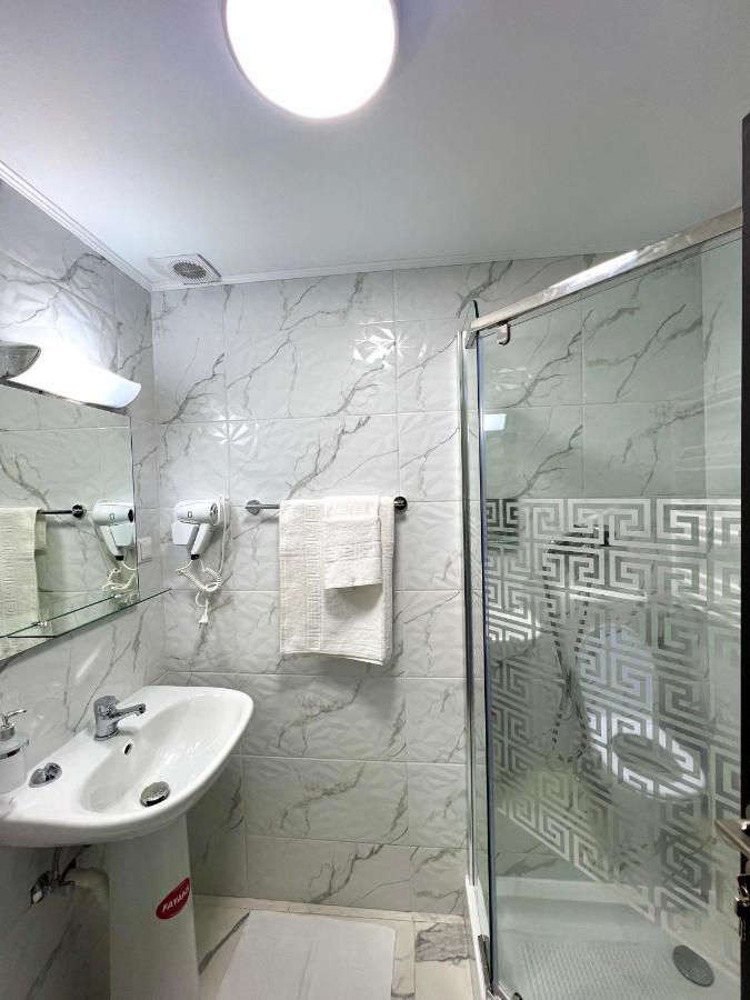 Hotel Marina 2 Bucarest